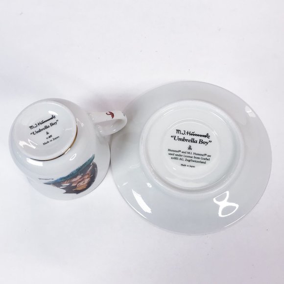 Vintage Goebel "Umbrella Boy" Hummel Teacup and Saucer - Picture 7 of 8